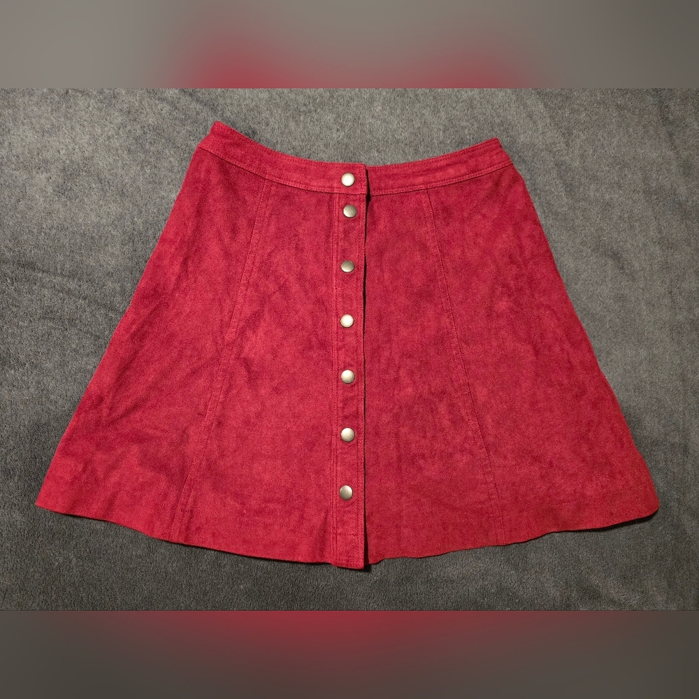 NWT Abercrombie & Fitch high waisted faux suede mini skirt size 2, Burgundy